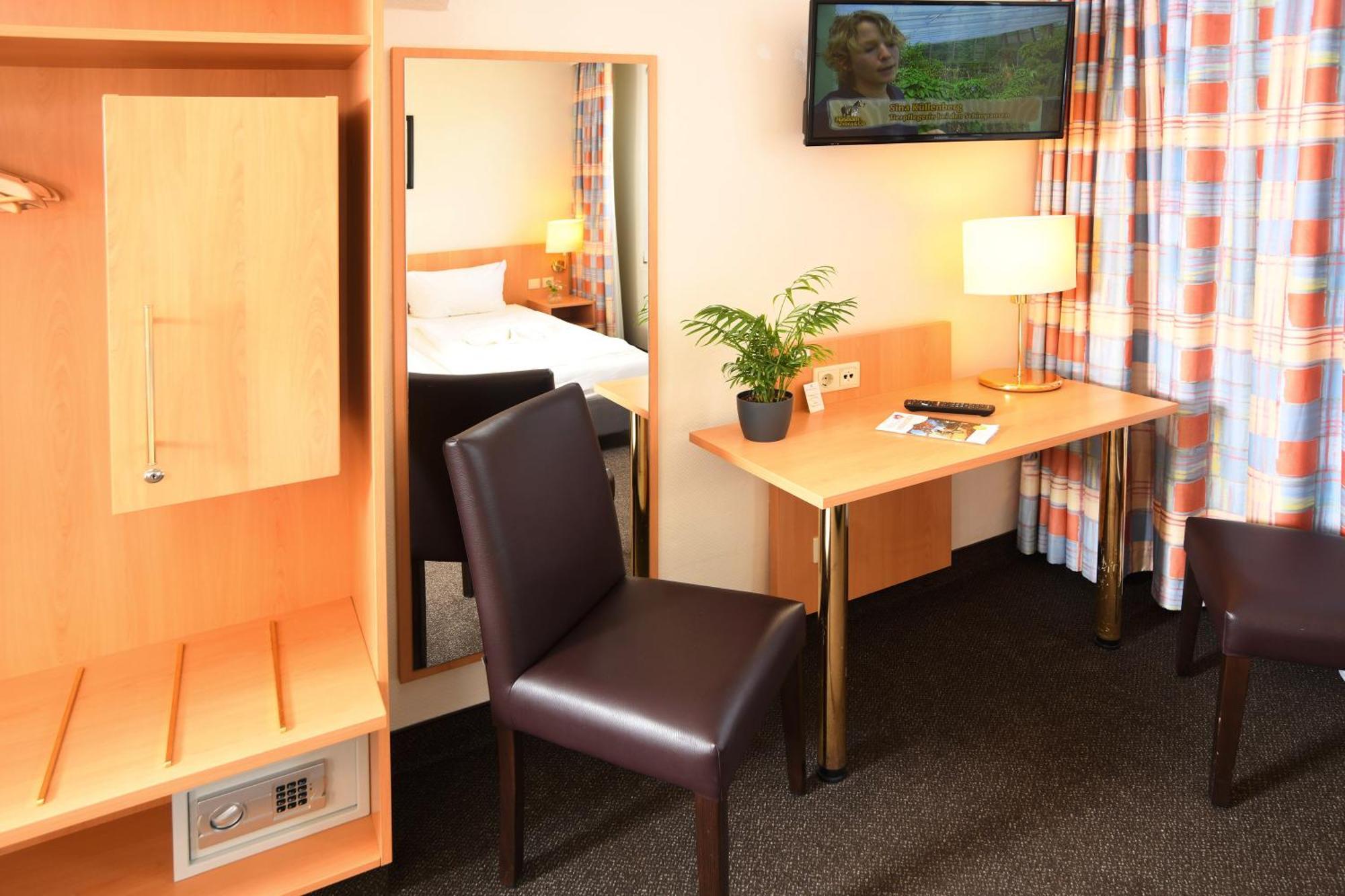 Hotel Kiekenstein Stahle Luaran gambar