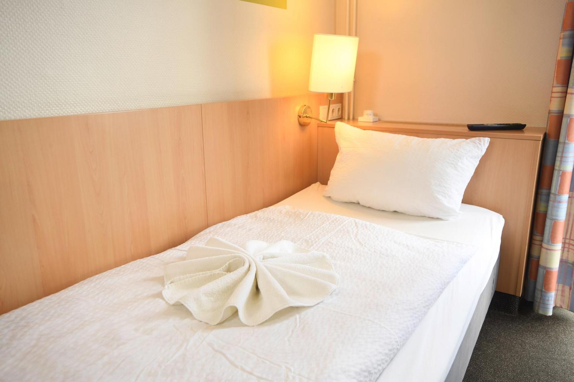 Hotel Kiekenstein Stahle Luaran gambar